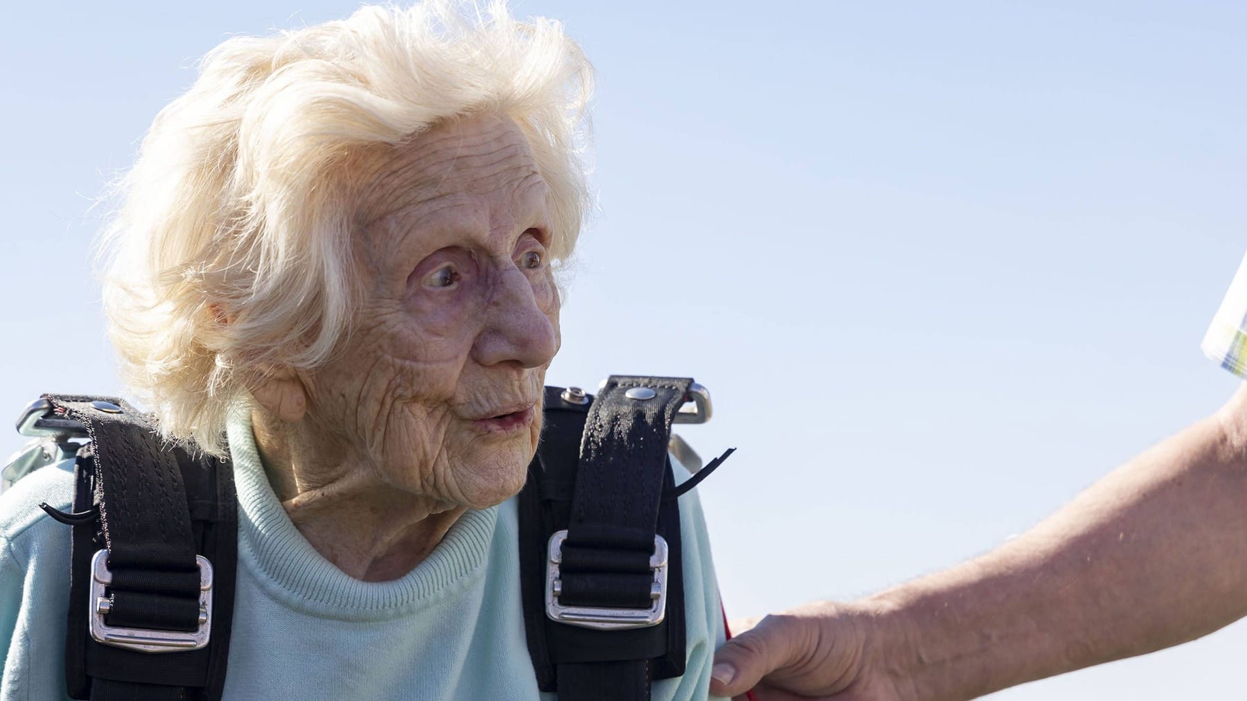 104-Jährige kurz nach Fallschirmsprung gestorben