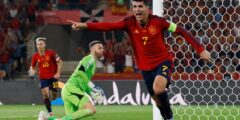 EM-Qualifikation: Spanien bremst Schottland ein, Türken besiegen Kroaten